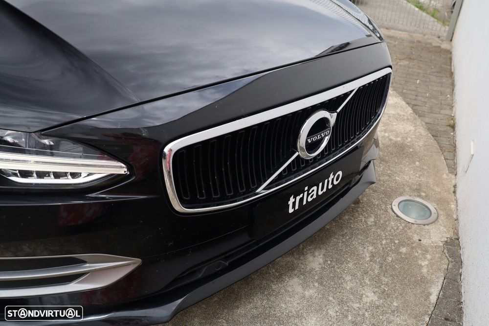 Volvo V90 2.0 D4 Momentum Geartronic - 30