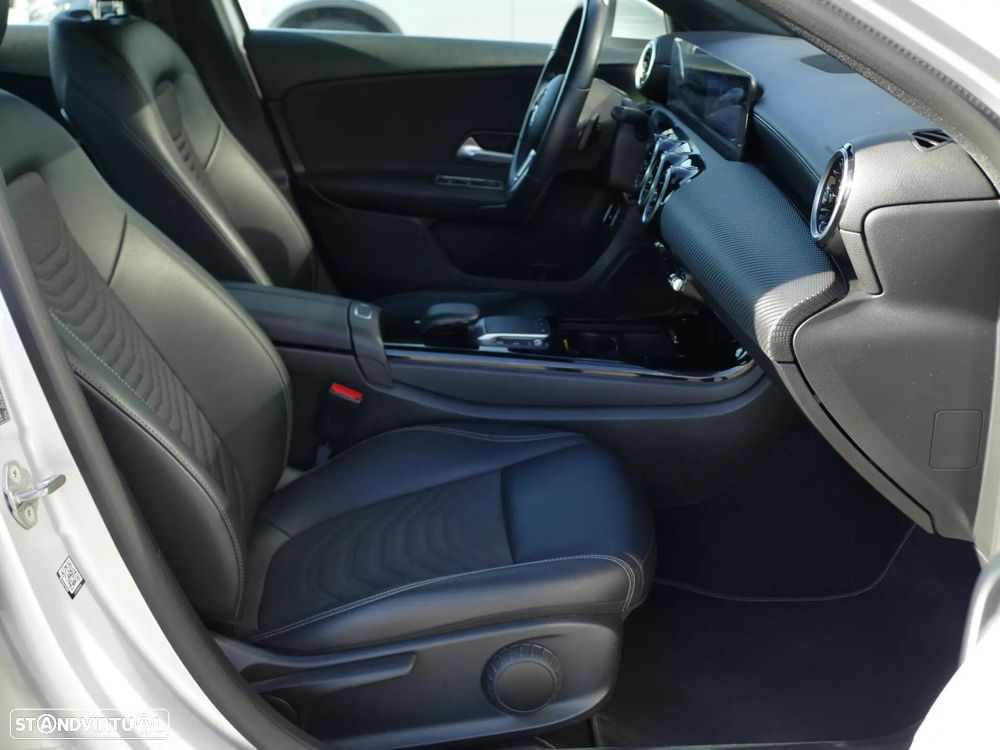 Mercedes-Benz A 250 e Style Plus - 27