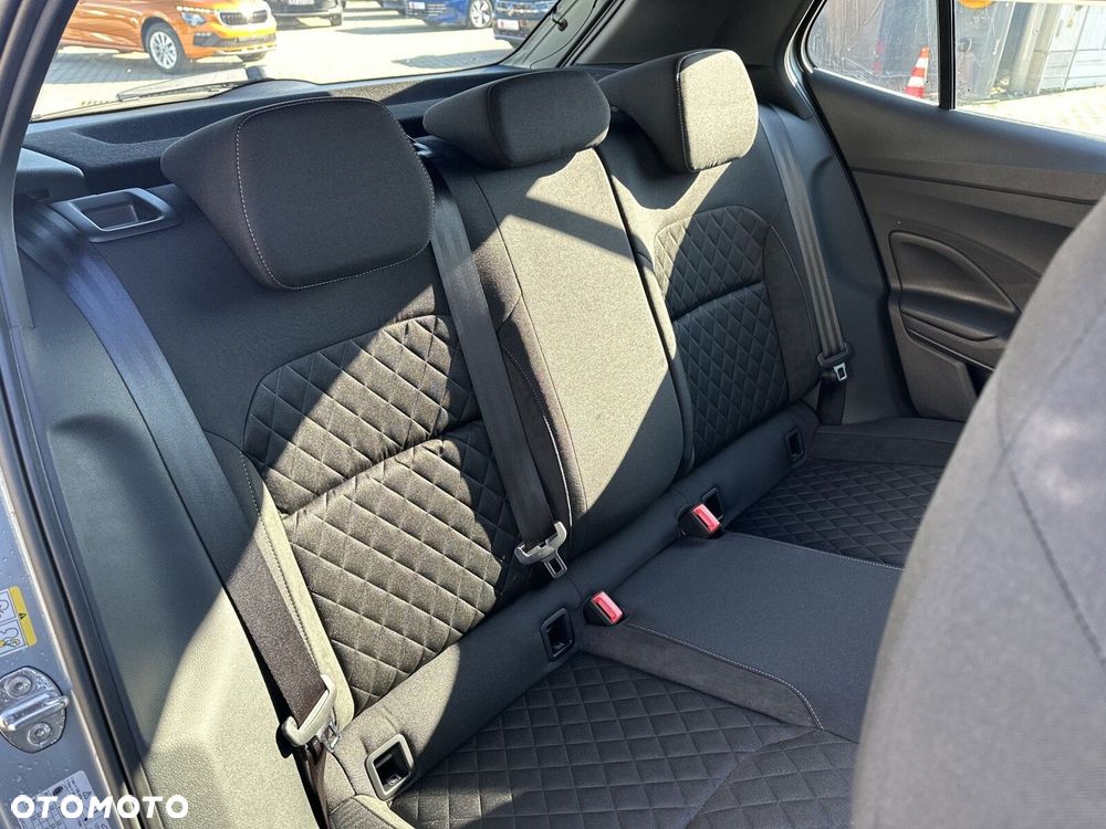 Skoda Fabia 1.0 TSI Drive DSG - 22