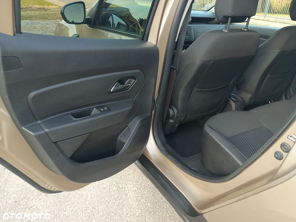 Dacia Duster SCe 115 2WD Prestige - 27