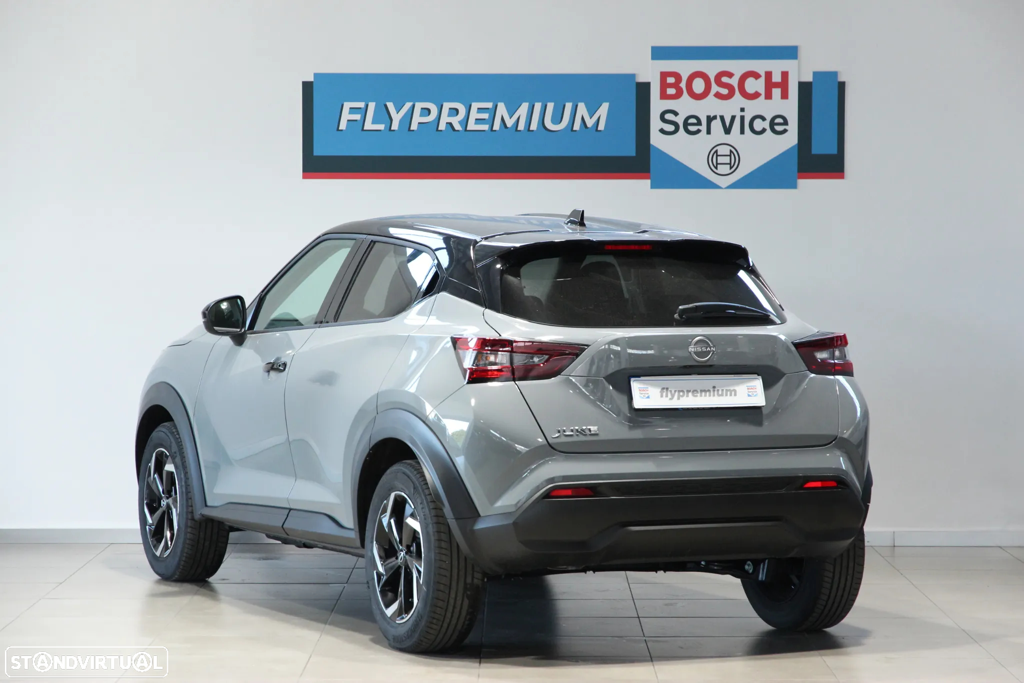 Nissan Juke 1.0 DIG-T N-Connecta NAV.+TwoTone NC DCT - 3