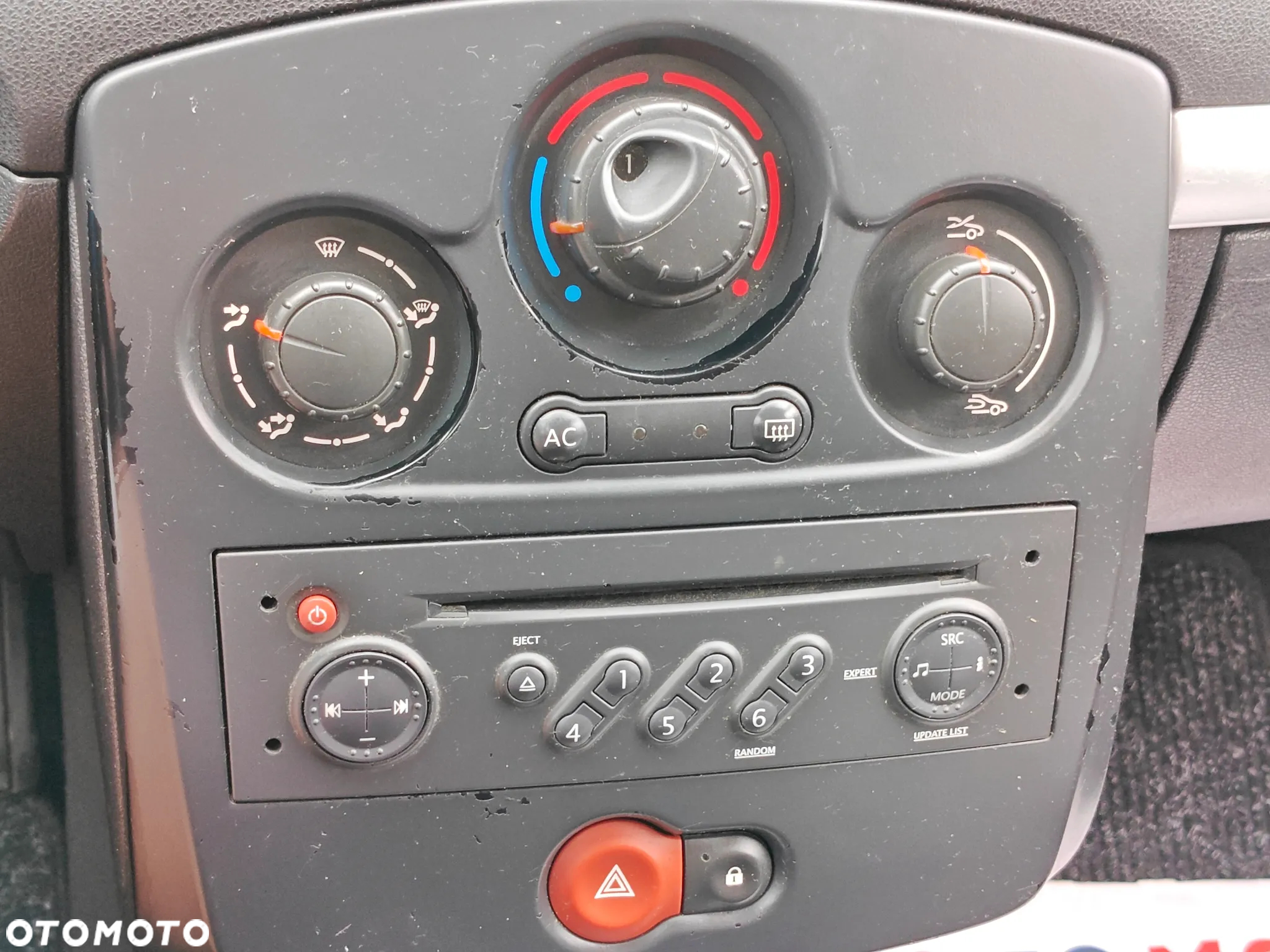 Renault Clio 1.5 dCi All Inclusive - 23