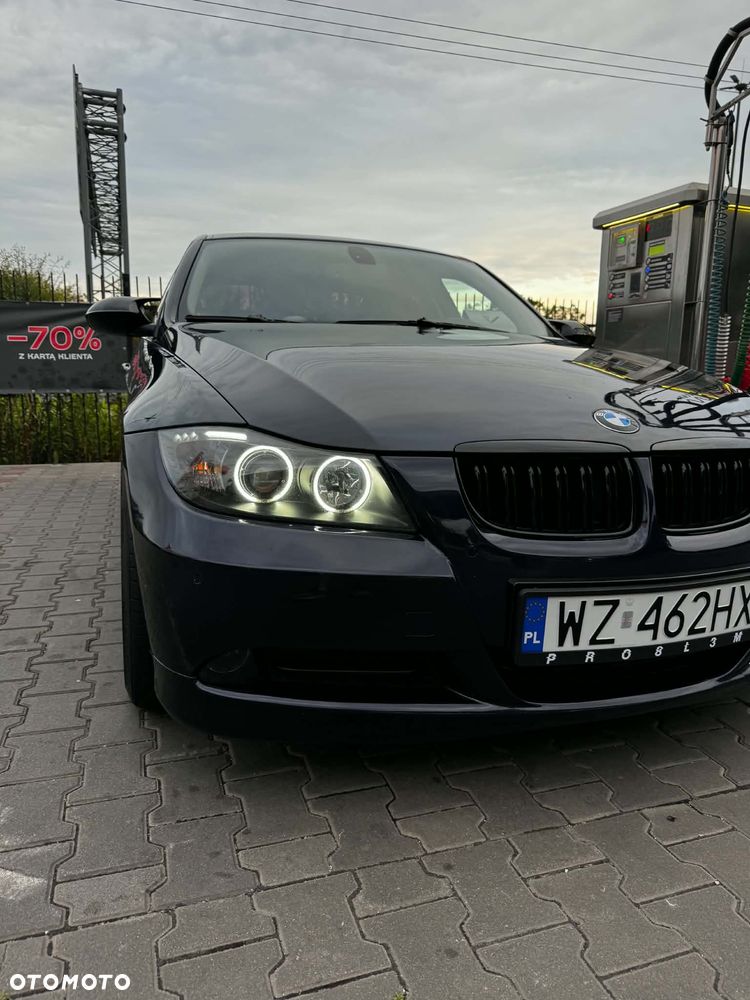 BMW Seria 3 320i - 33