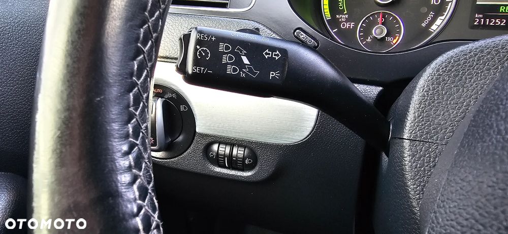Volkswagen Jetta - 31