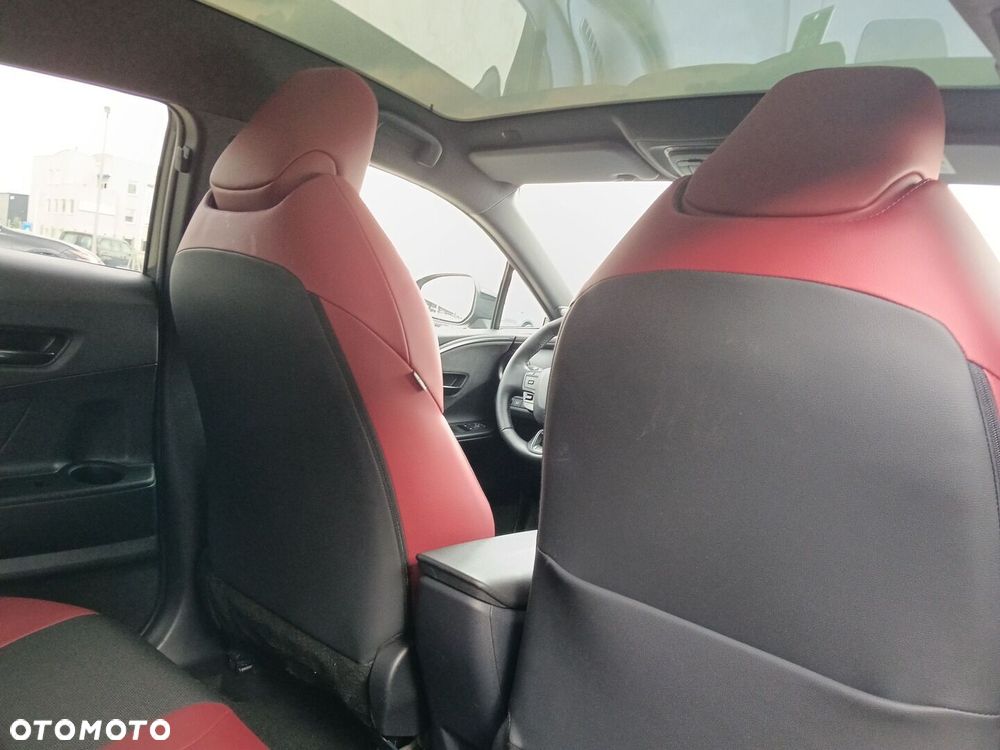 Toyota C-HR - 24