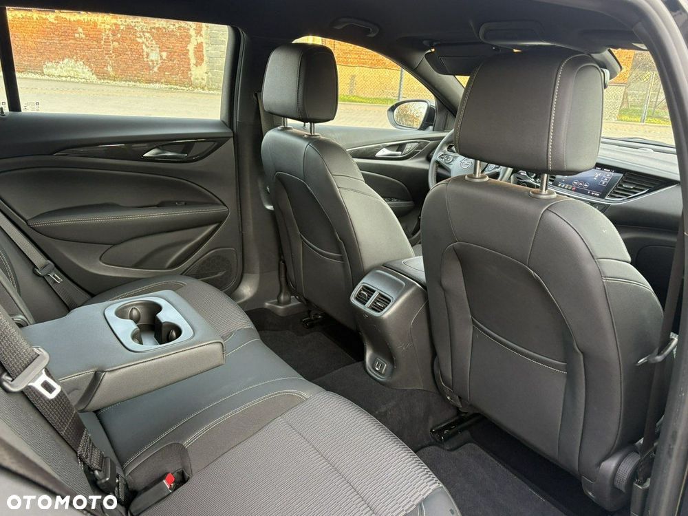 Opel Insignia 2.0 CDTI Business Elegance S&S - 11