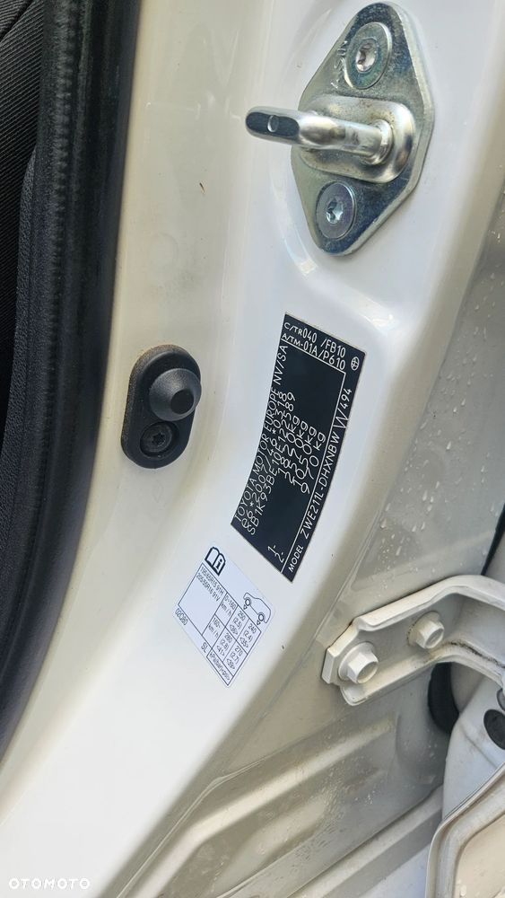 Toyota Corolla 1.8 Hybrid Comfort - 10