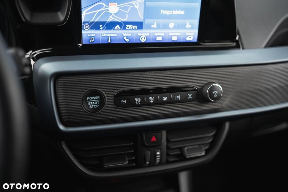 Ford Tourneo Courier - 21