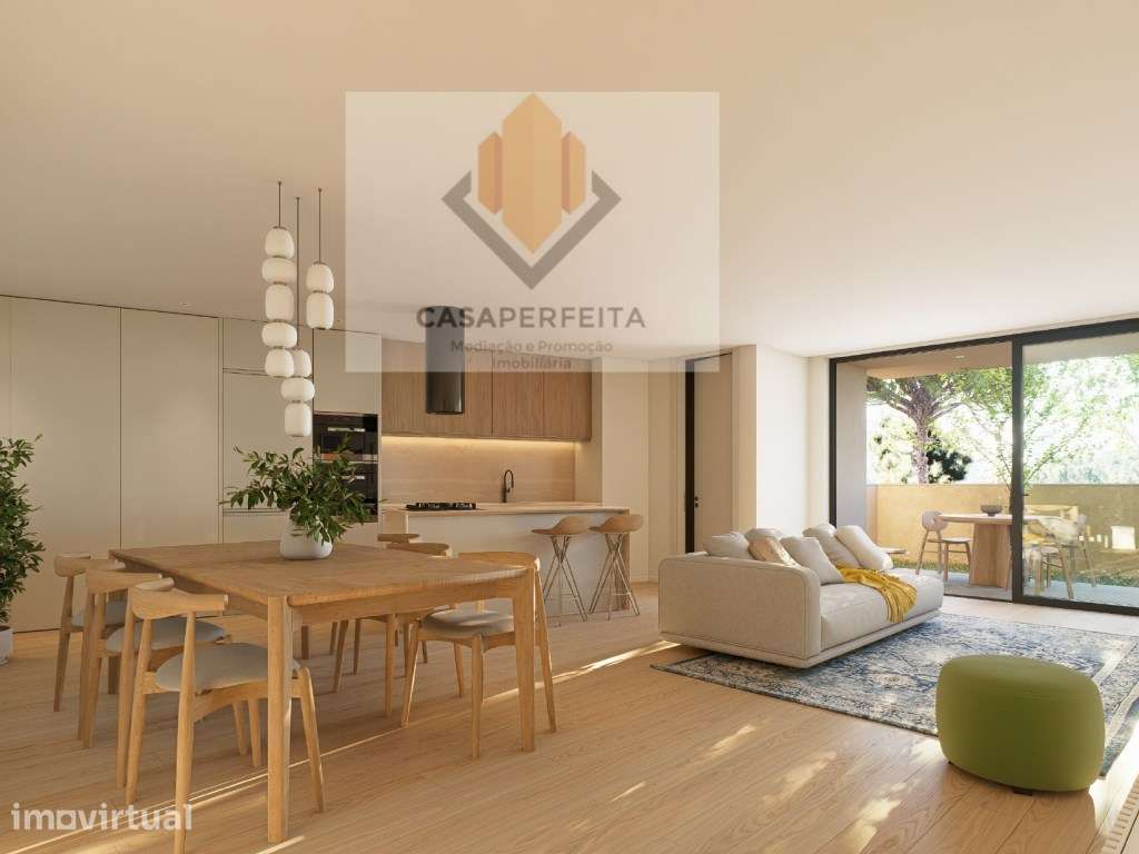 Apartamento T1 com Piscina, Varanda e Lugar de Garagem - Valadares - Grande imagem: 2/11
