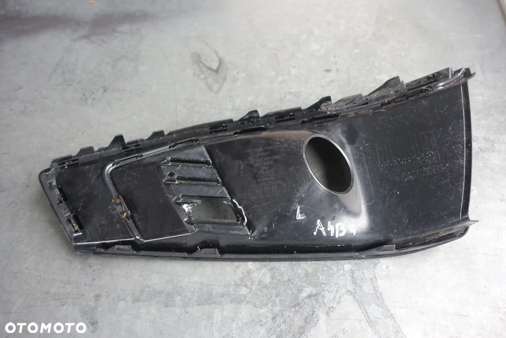 KRATKA PRAWA AUDI A4 B9 LIFT SLINE 8W0807682AK - 2