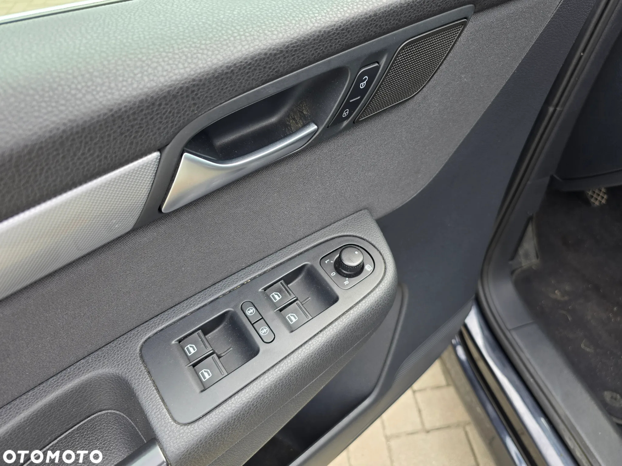 Volkswagen Sharan - 25
