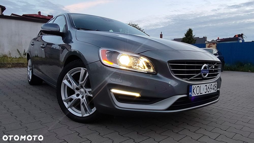 Volvo S60 - 16