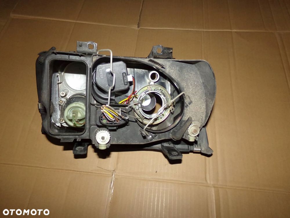 lampa lewa przód przednia vw bora - 4