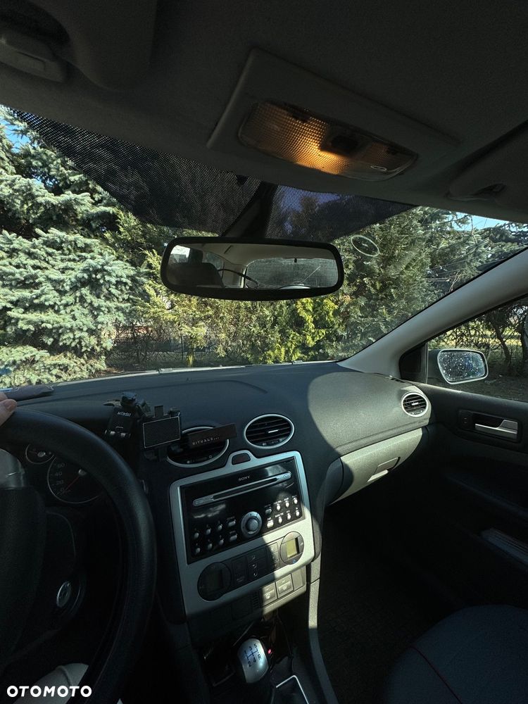 Ford Focus - 11