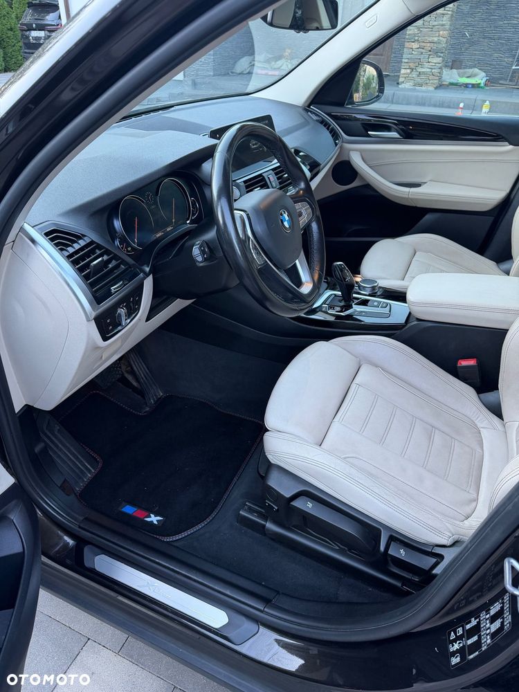 BMW X3 xDrive20d Luxury Line - 19