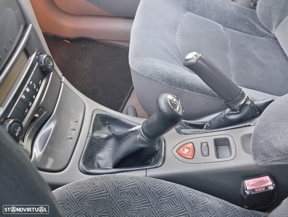 Renault Laguna 1.6 Expression - 3