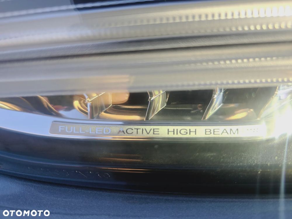 Volvo S90 T6 AWD Geartronic Momentum - 32