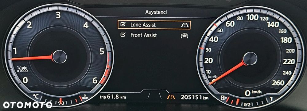Volkswagen Passat 2.0 TDI BMT Highline - 23
