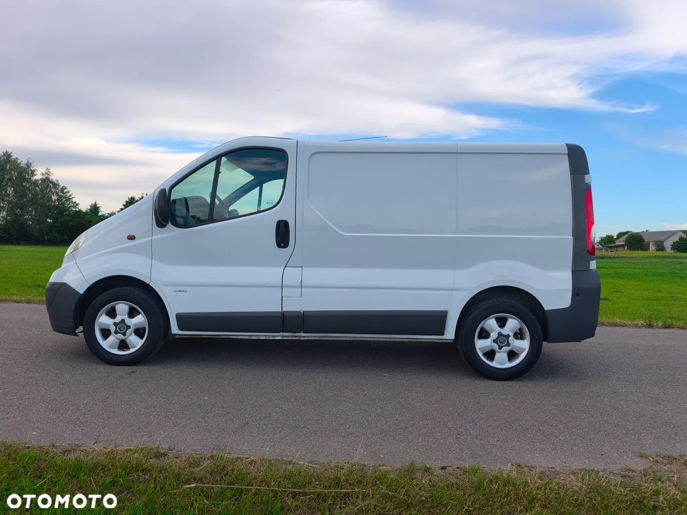 Opel Vivaro - 9