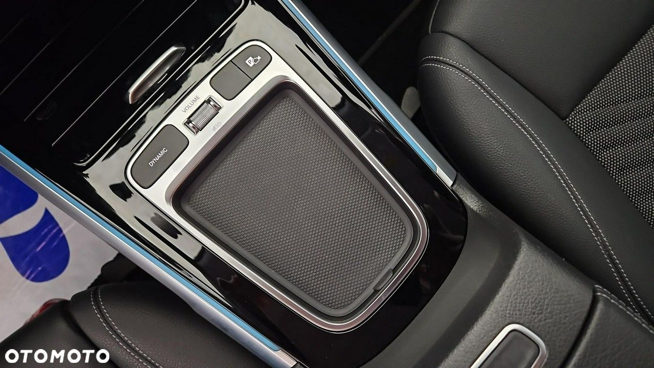 Mercedes-Benz GLB 200 d Progressive 8G-DCT - 18