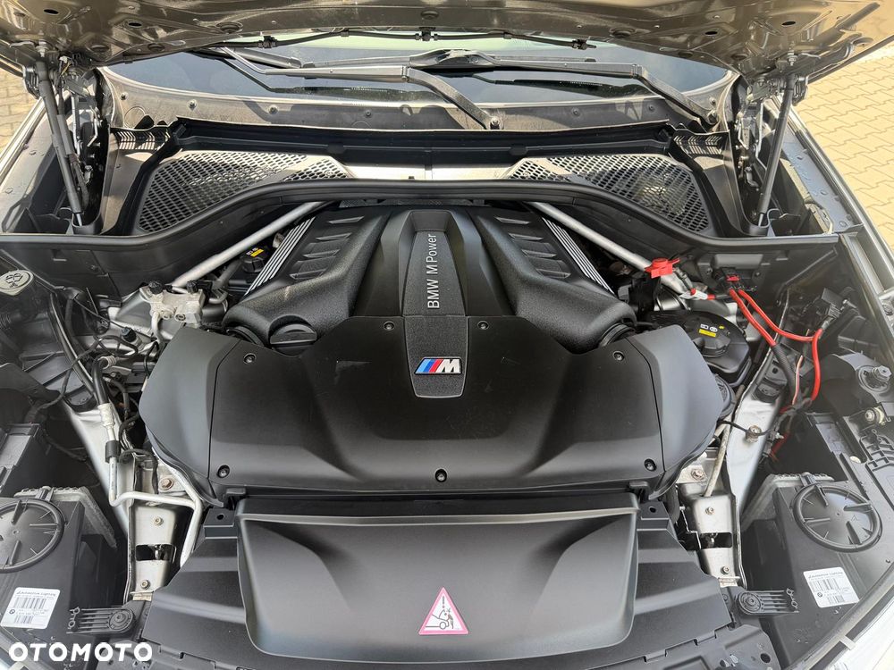 BMW X6M - 26