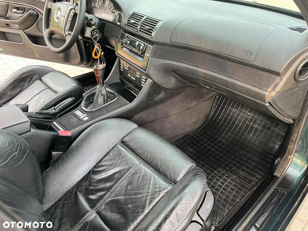 BMW Seria 5 - 17
