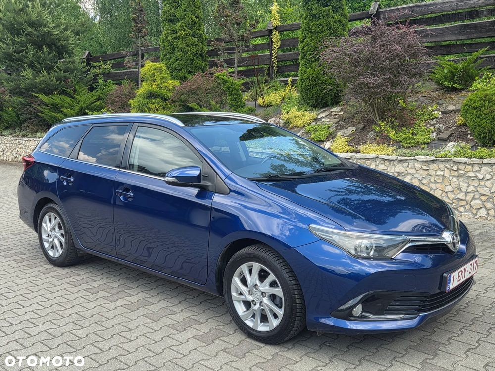 Toyota Auris 1.2 Turbo Executive - 11