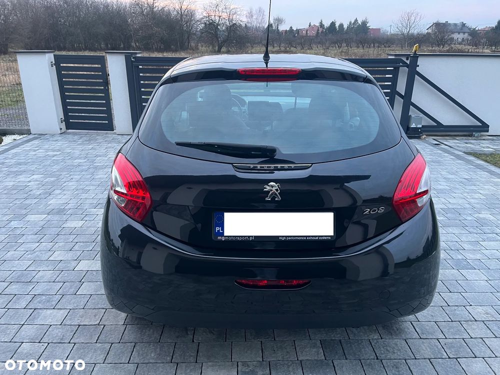 Peugeot 208 - 29