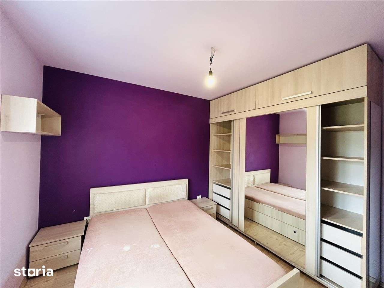 Apartament de vanzare cu 2 camere, balcon, boxa si loc de parcare - Imagine principală: 2/7