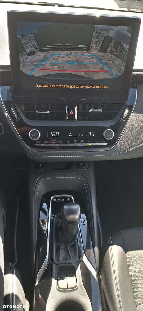 Toyota Corolla - 16