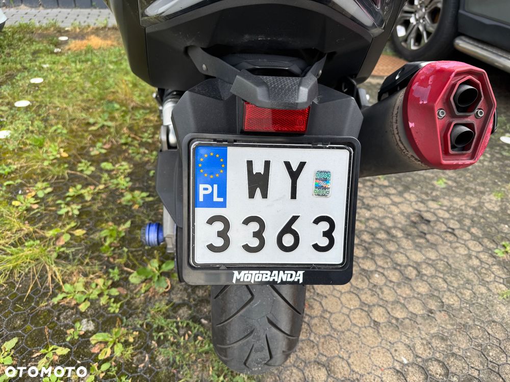 Kymco AK 550 - 17