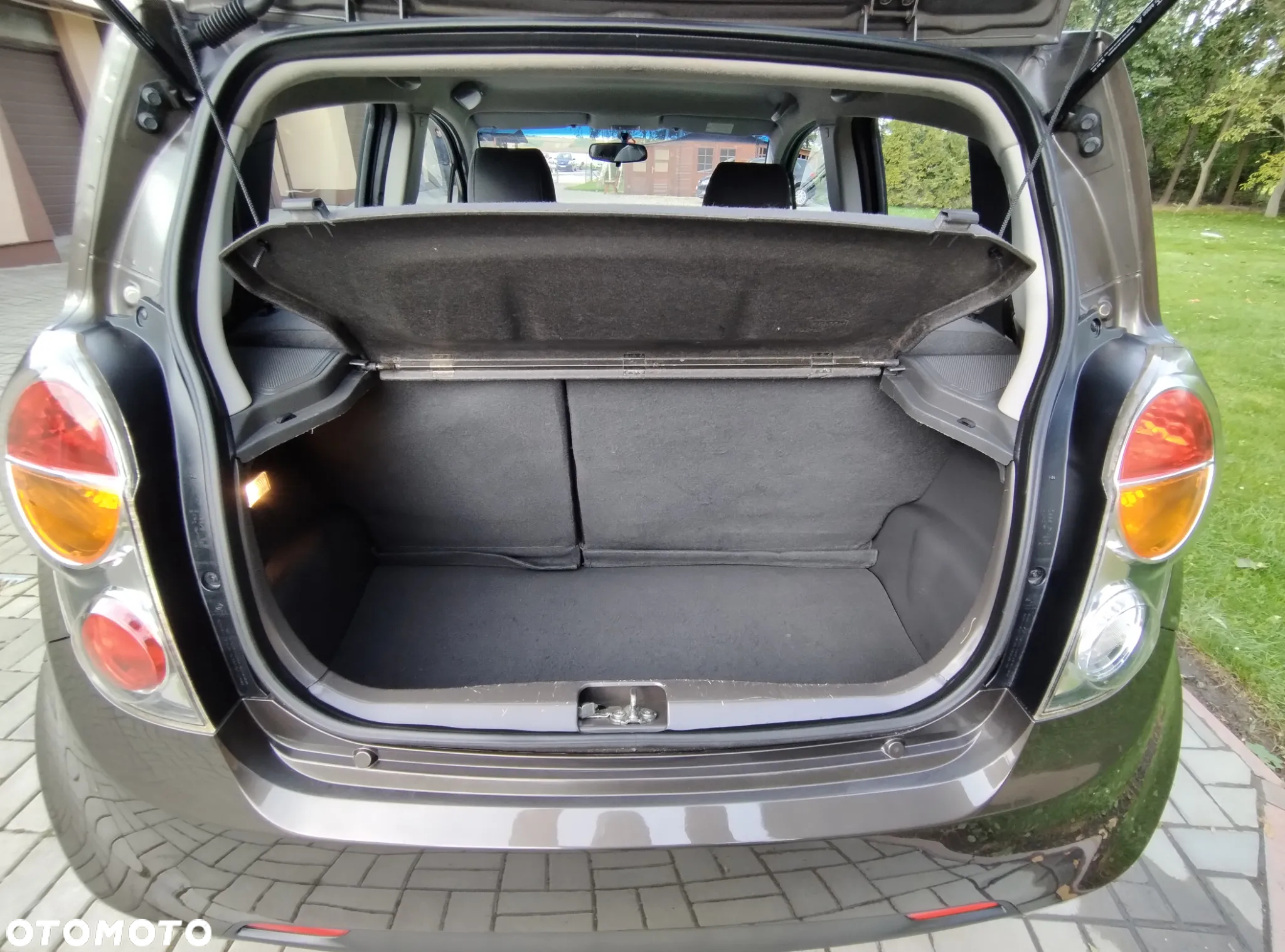 Chevrolet Spark 1.0 Base - 28