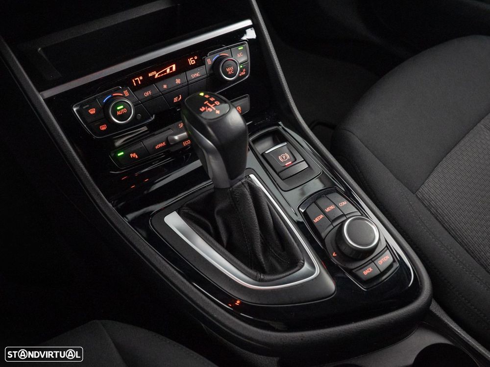 BMW 225xe Active Tourer Advantage - 26