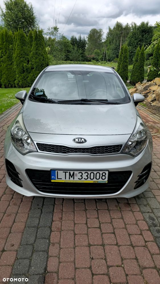 Kia Rio 1.2 L - 2