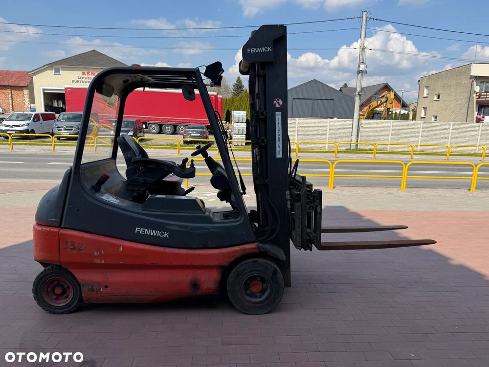 Linde E25 - 2