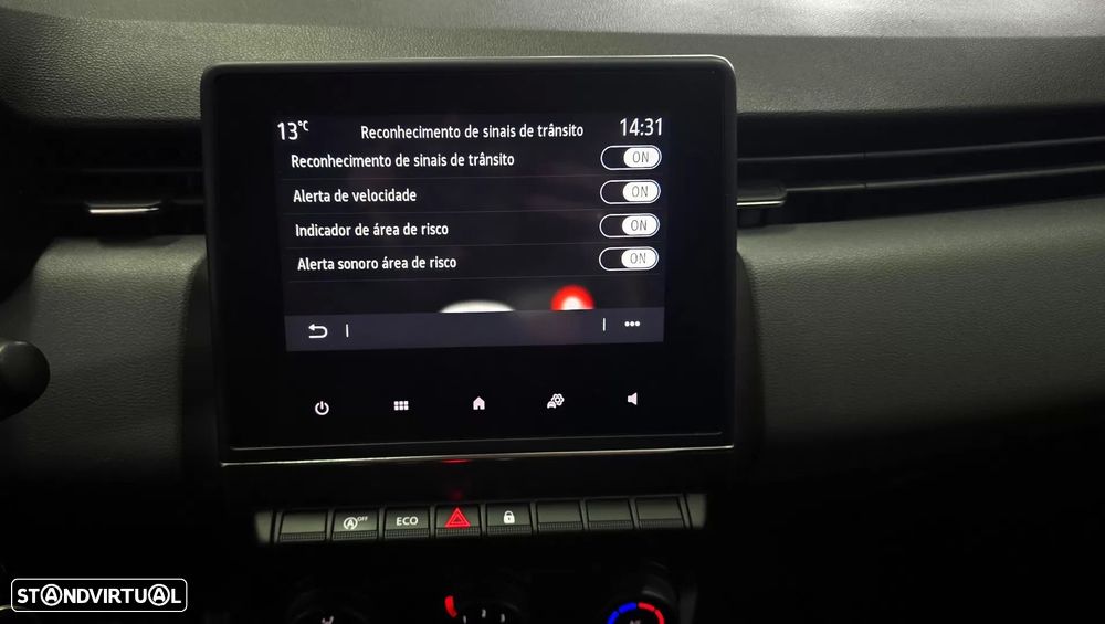 Renault clio van 1.5 blue dci air nav - 25