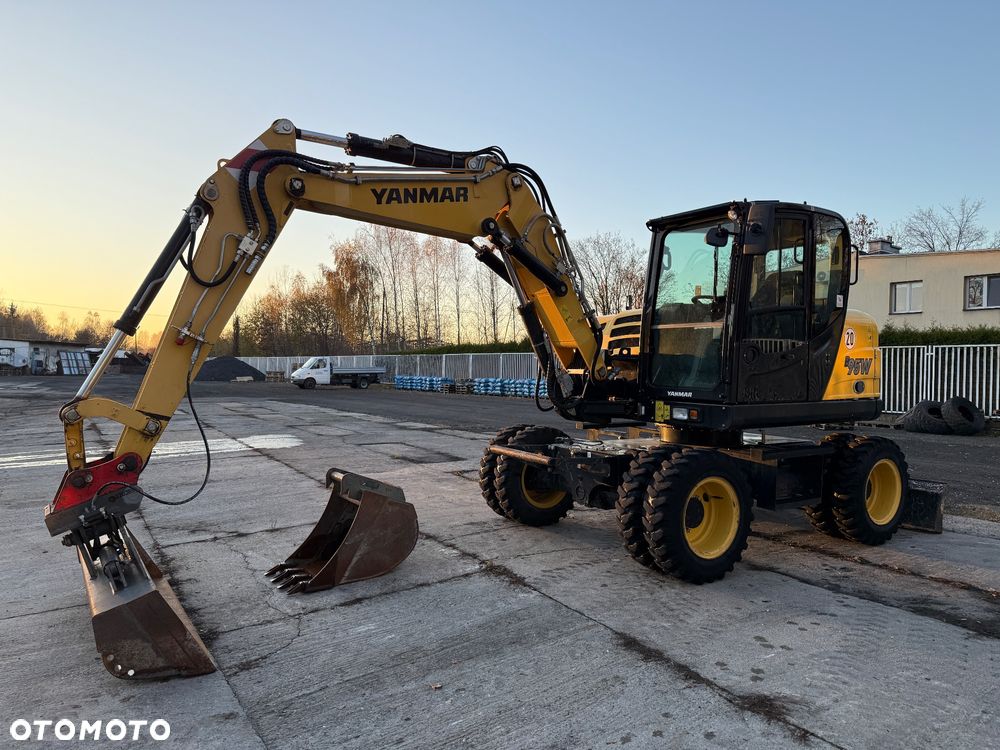 Yanmar Koparka kołowa B95W - 6