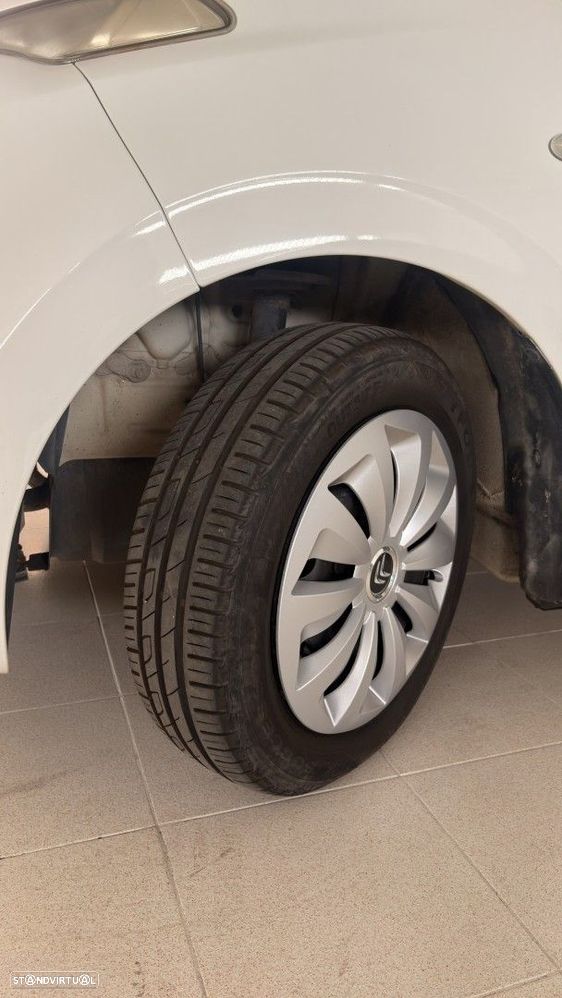 Citroën C1 1.0 Attraction - 6