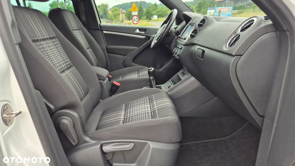 Volkswagen Tiguan 2.0 TDI SCR (BlueMotion Technology) Sound - 18