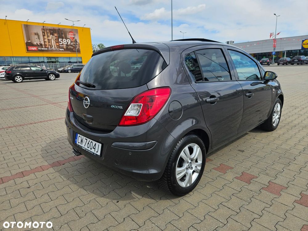 Opel Corsa 1.2 16V Essentia - 4