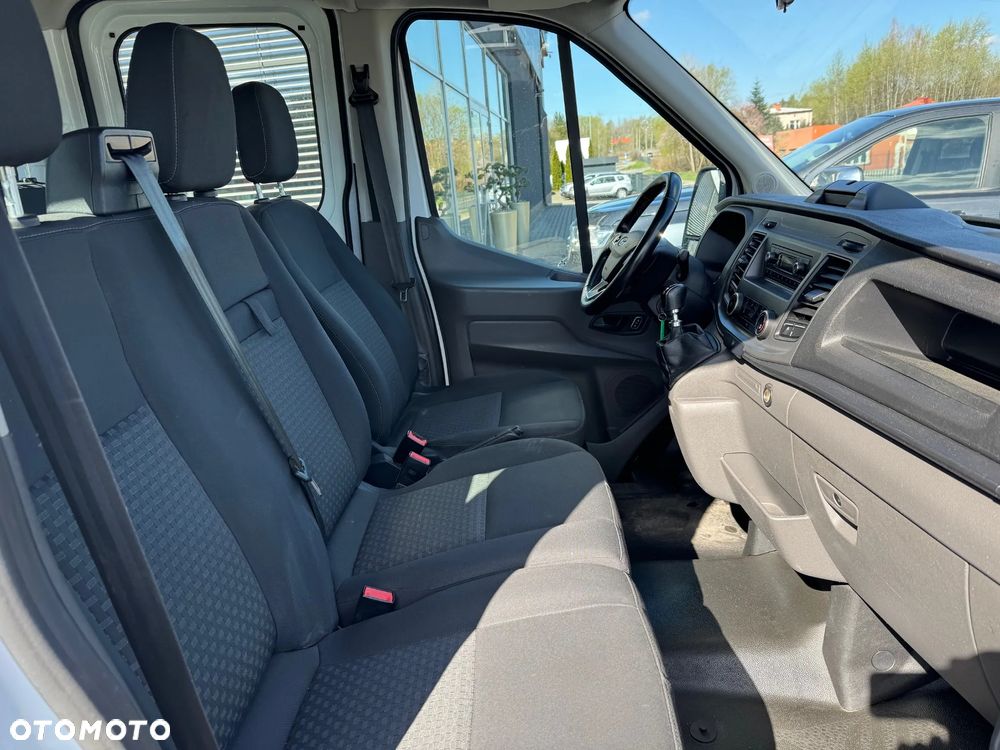 Ford Transit - 17
