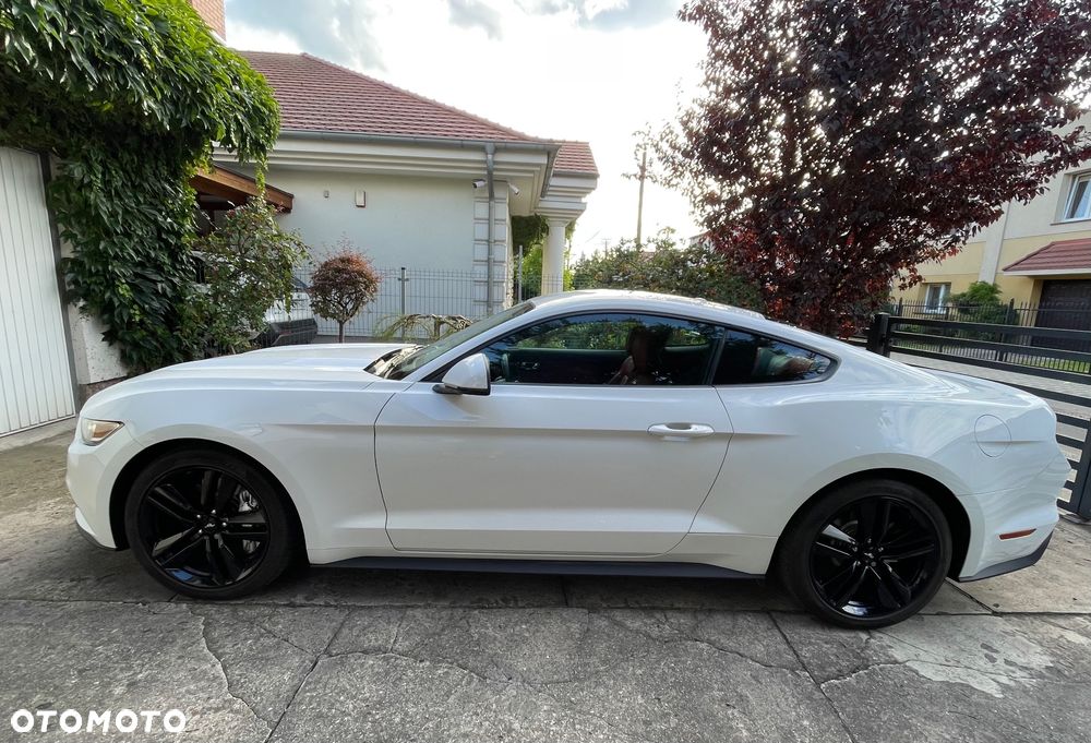 Ford Mustang 2.3 EcoBoost - 3