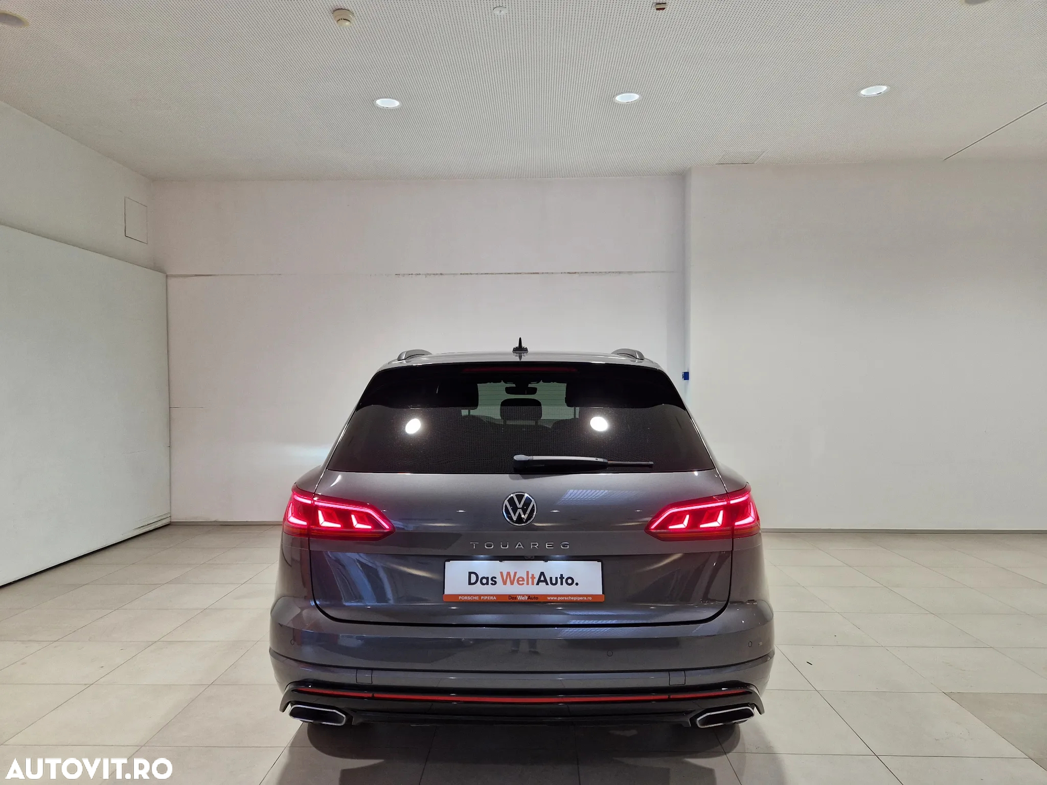 Volkswagen Touareg V6 TDI 4MOTION R-Line - 8