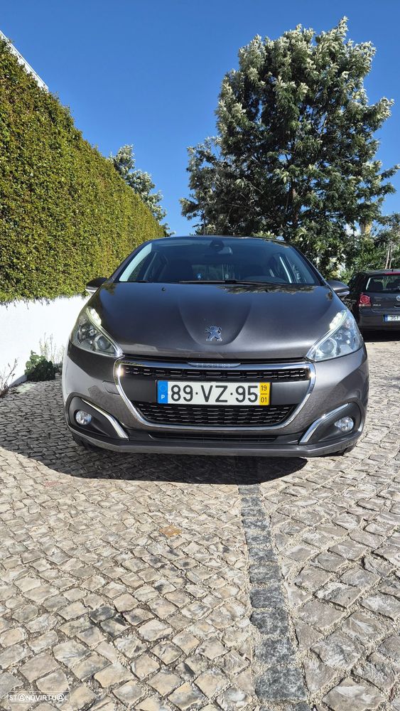 Peugeot 208 1.2 PureTech Signature - 7