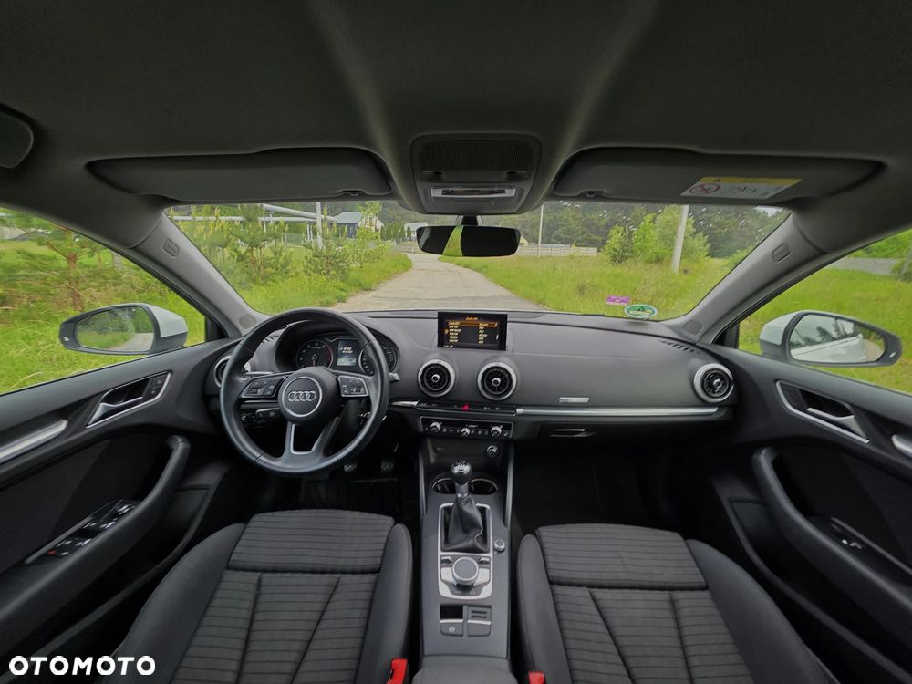 Audi A3 Sportback 1.5 TFSI cylinder on demand sport - 6