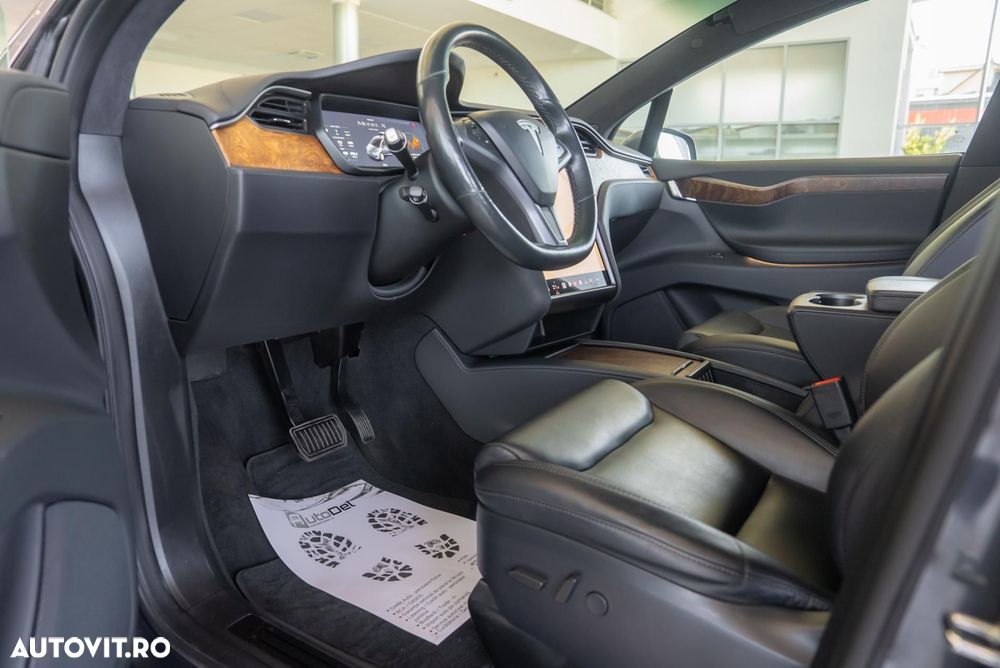Tesla Model X Signature P90D Allradantrieb - 23