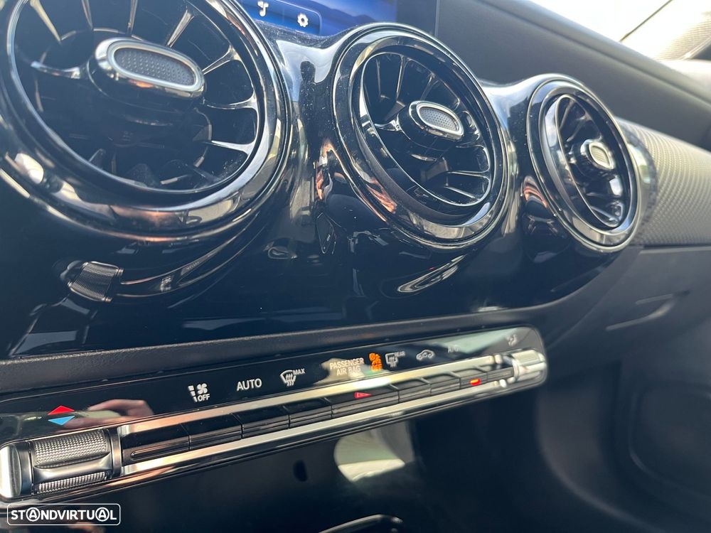 Mercedes-Benz A 200 Standard - 13