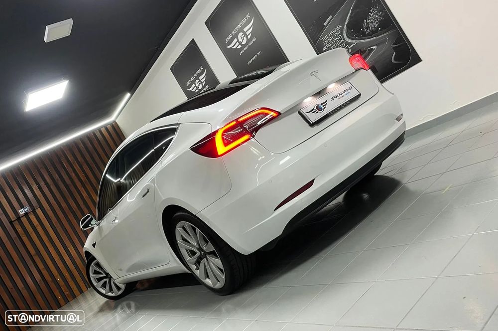 Tesla Model 3 Tração Traseira - 21