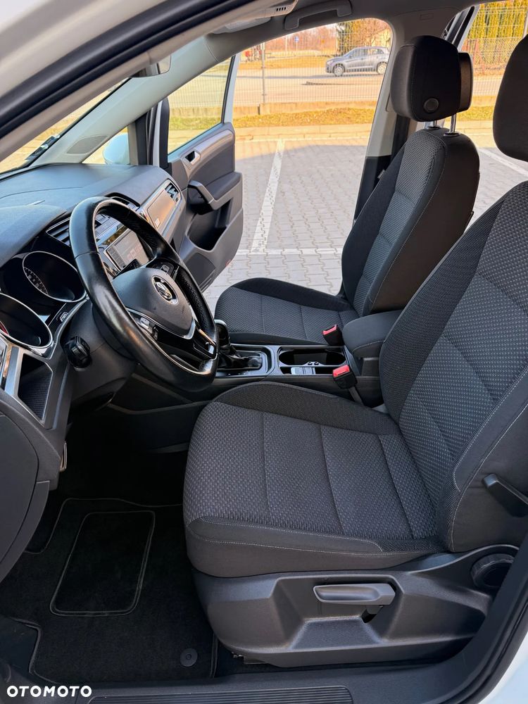 Volkswagen Touran 1.6 TDI SCR (BlueMotion Technology) DSG Trendline - 8