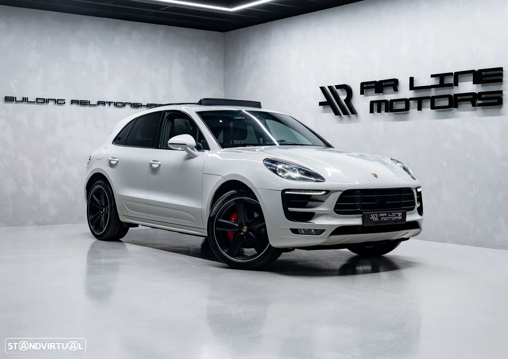 Porsche Macan Turbo PDK - 2